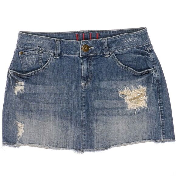 Elle Skirt Womens Size 8 Mini Blue Denim Distressed Sequin Measures 31 x 14 - Picture 1 of 8